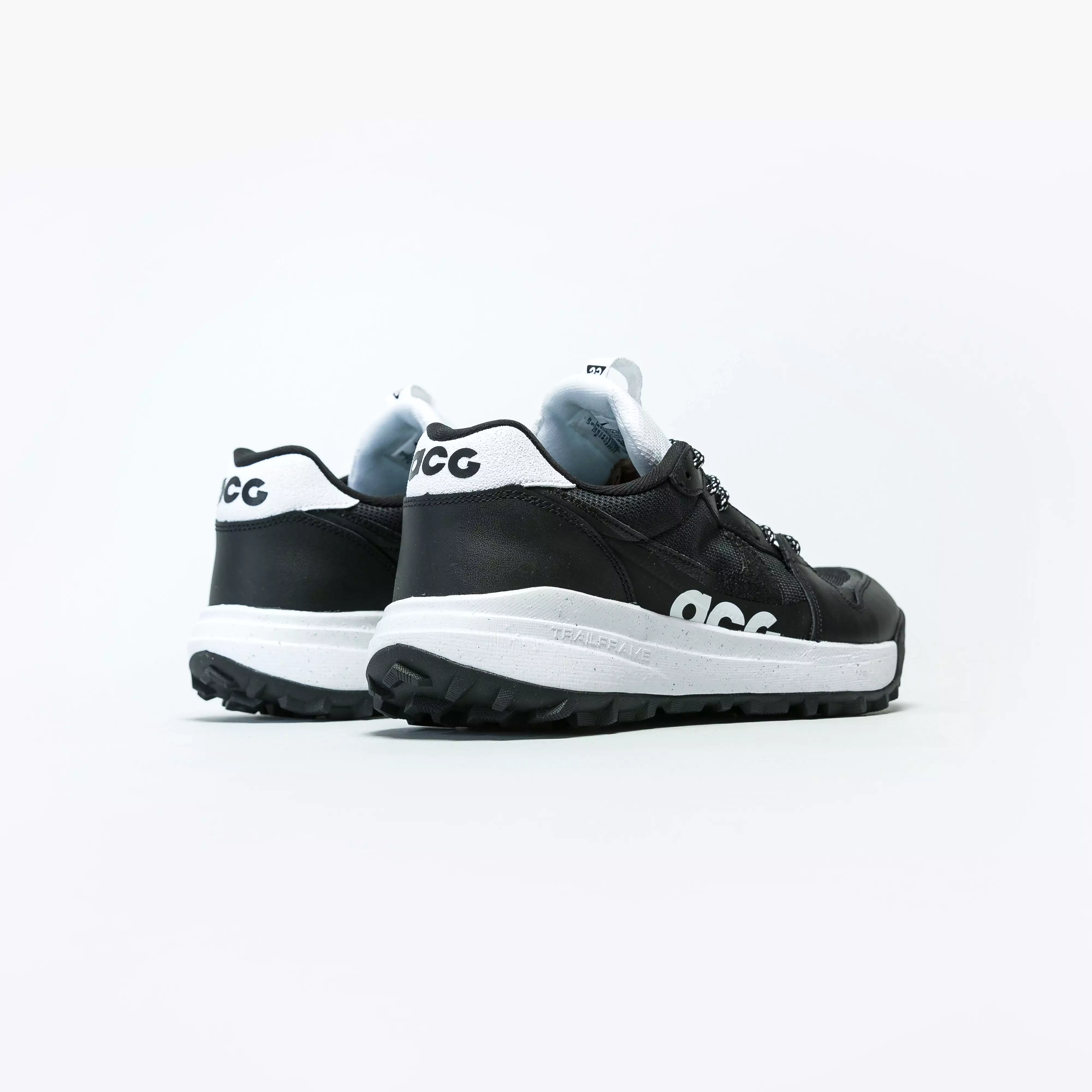 ACG Lowcate - Black/White/Black