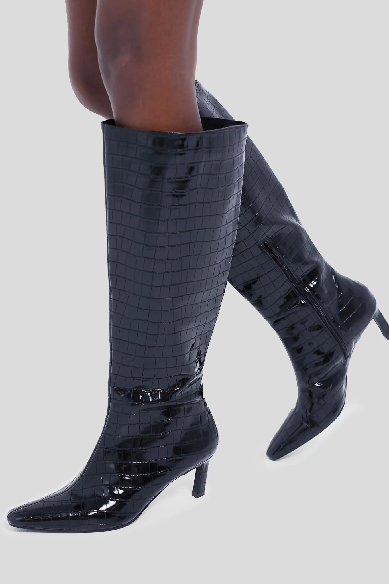 Black Croc Robbie Boots