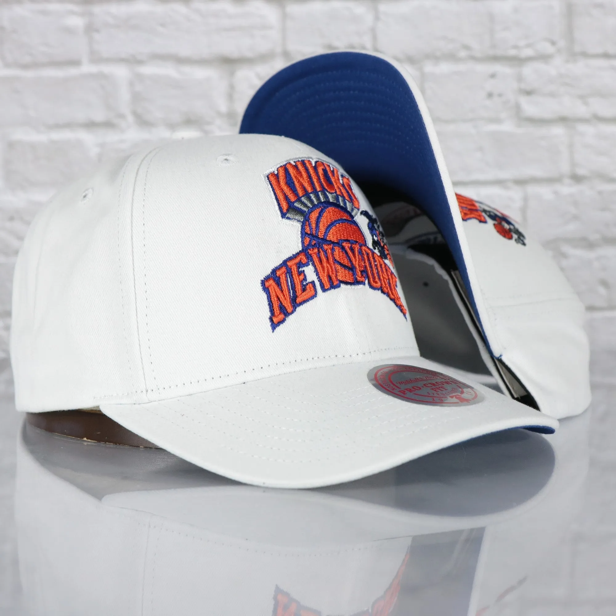 New York Knicks NBA Hardwood Classics All in Pro Navy Blue Bottom | White Snapback Hat