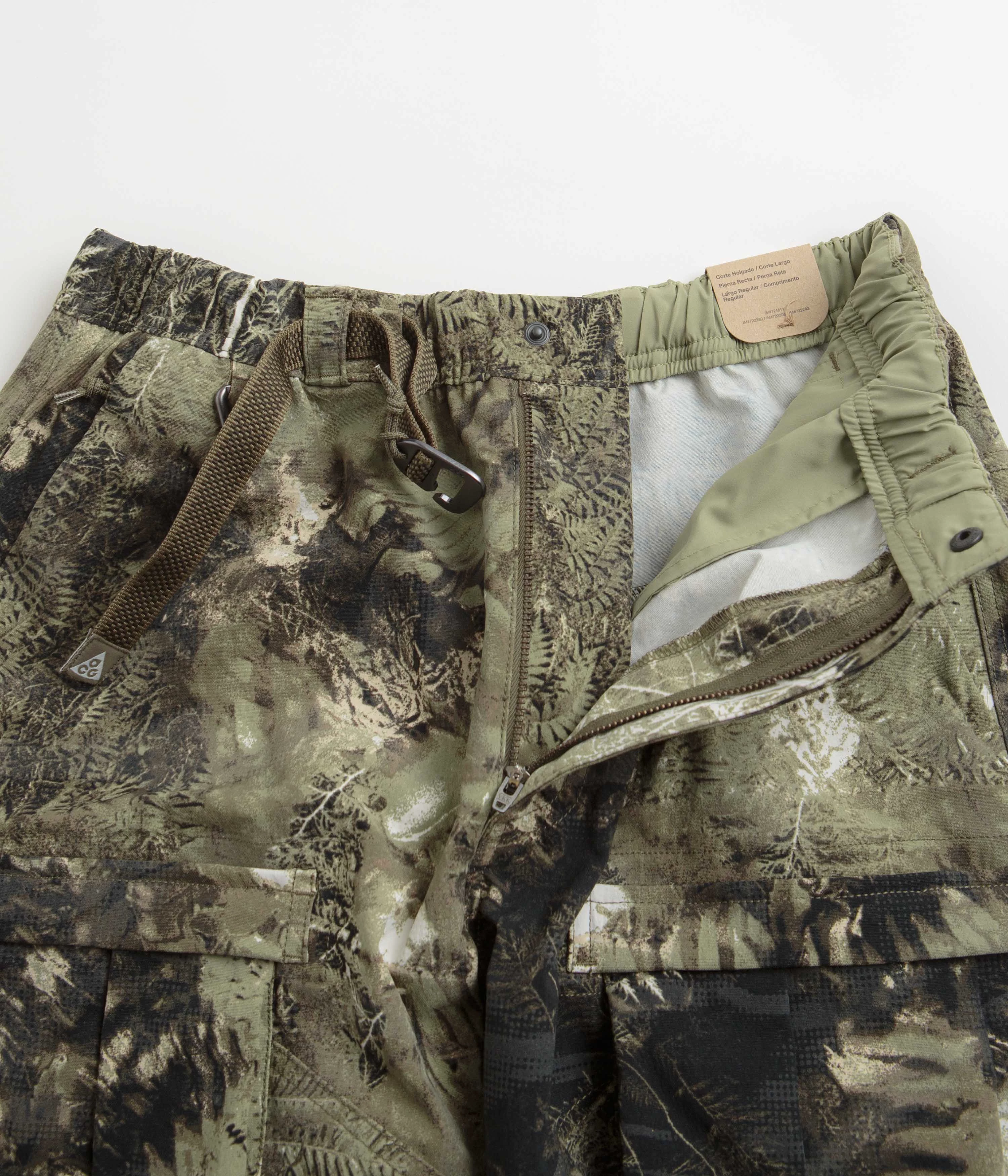 Nike ACG Smith Summit Cargo Pants - Oil Green / Medium Olive / Reflective Silv