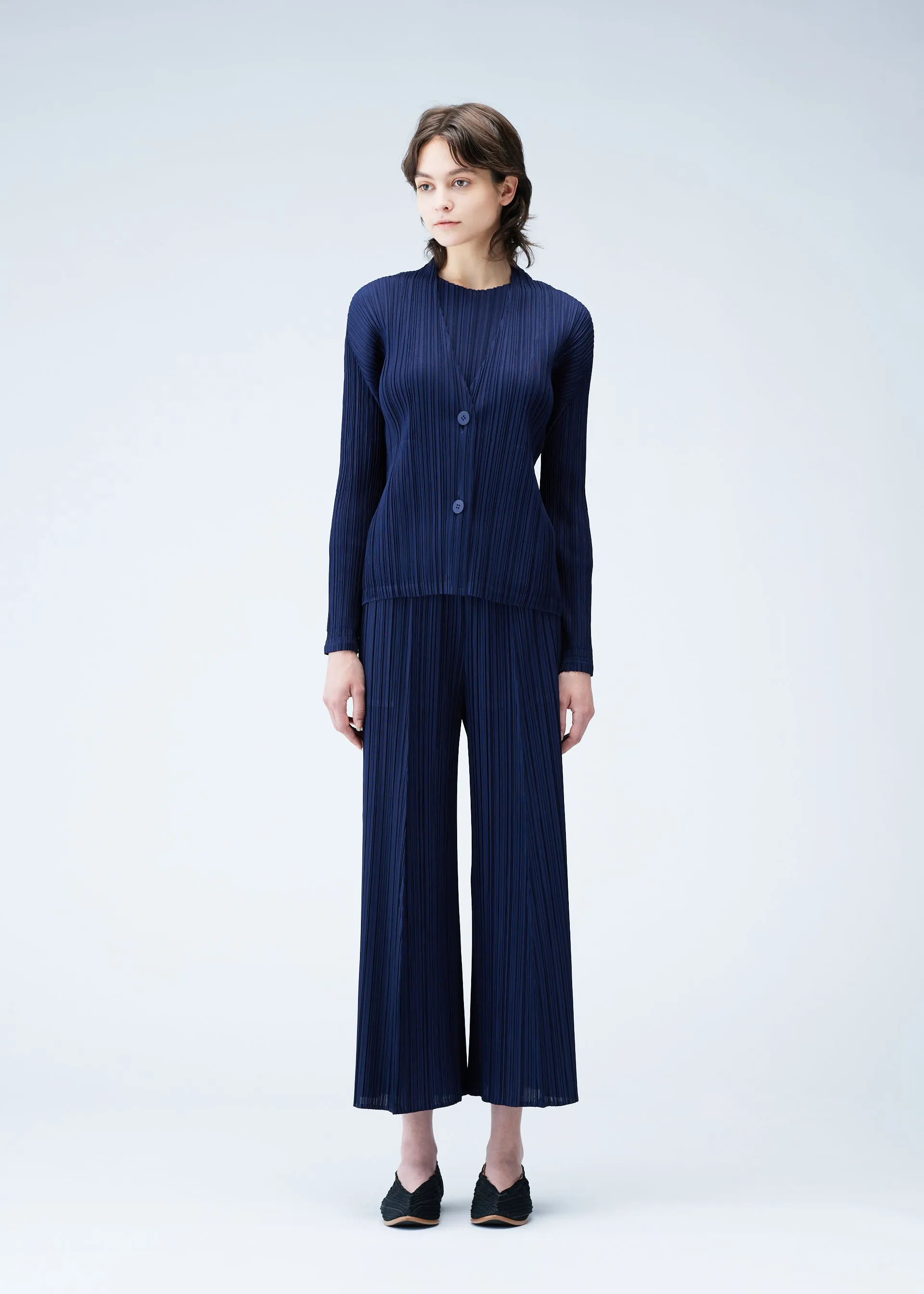 PLEATS PLEASE ISSEY MIYAKE  MELLOW PLEATS CARDIGAN   